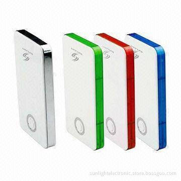 Power Bank with 5,600mAh Capacity, Suitable for iPad/iPhone/BlackBerry/HTC/Motorola/Samsung